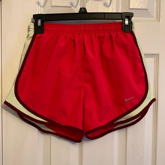 Nike Dri-Fit Orange Shorts Size S #342 - Picture 1 of 6